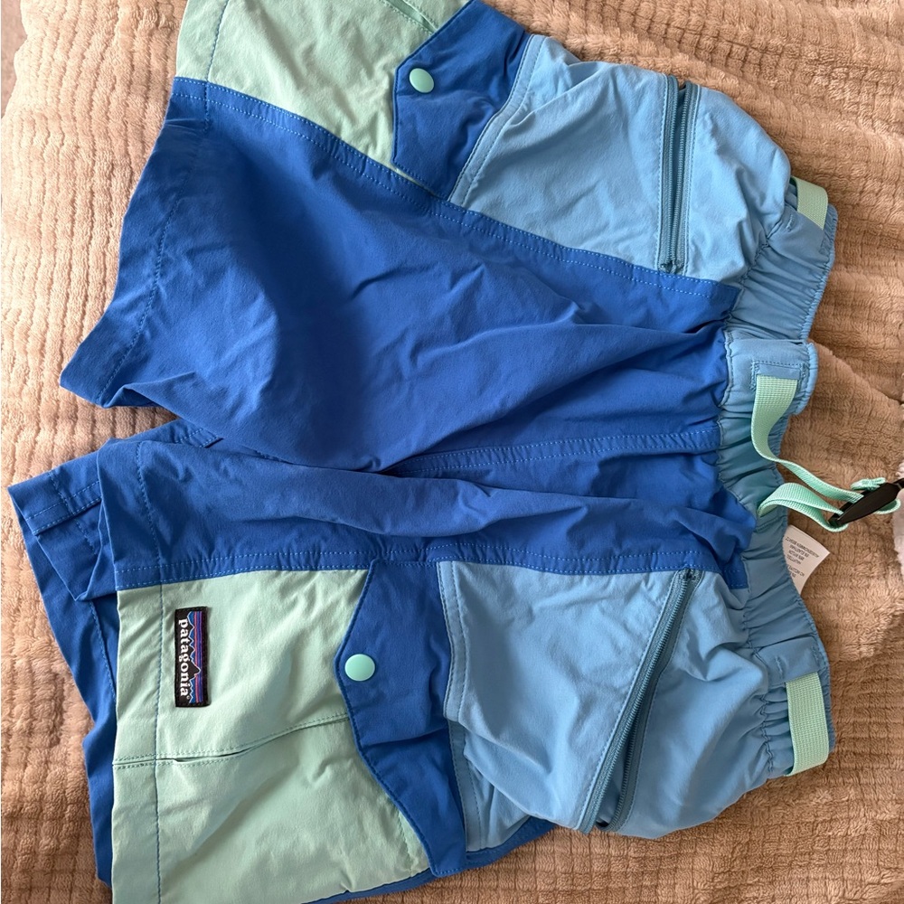 Women’s Patagonia Colorblock Shorts - Picture 2 of 6